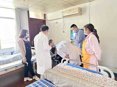 暖陽之下，康養黔行——探訪鎮寧濰舒康醫養服務中心特色護理服務